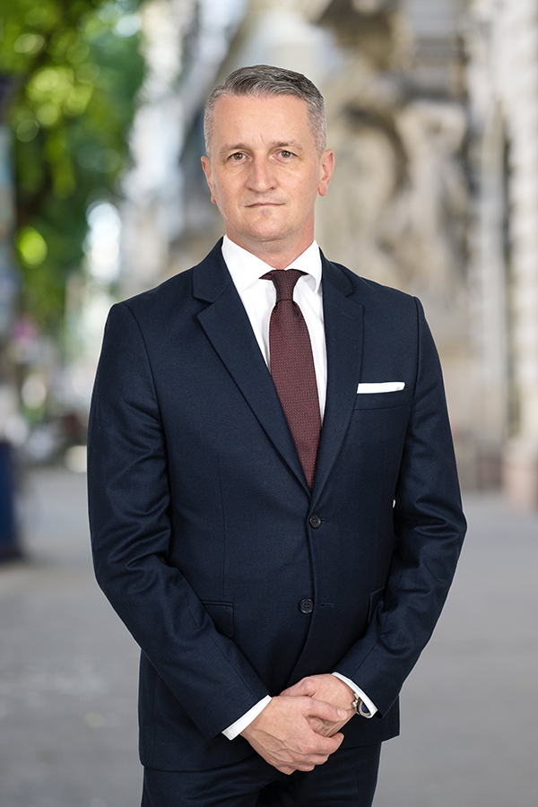 Dr. Dávid Káldi